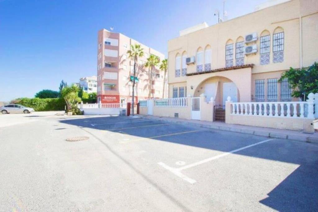 לה מאטה Villa Magerit, Entire Home 5 Minutes Easy Walk To Sandy Beach מראה חיצוני תמונה